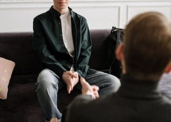 12 Essential Mental Health Resources for College Students