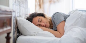 Unlock the Secrets of Your Subconscious with Dream Journaling