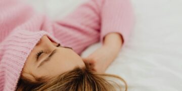 5 Natural Sleep Aids to Transform Your Nightly Routine