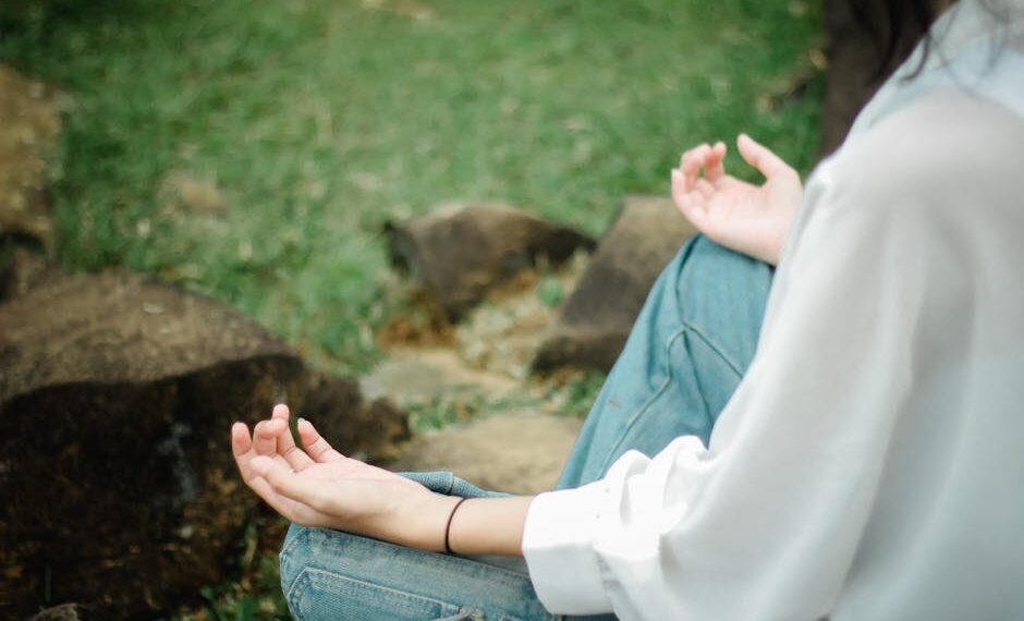 5 Simple Mindfulness Exercises for Stress Reduction