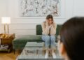 5 Ways to Master Easy-to-Understand Language in Your Daily Conversations