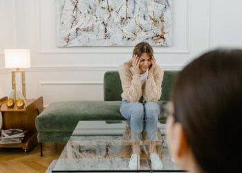 5 Ways to Master Easy-to-Understand Language in Your Daily Conversations